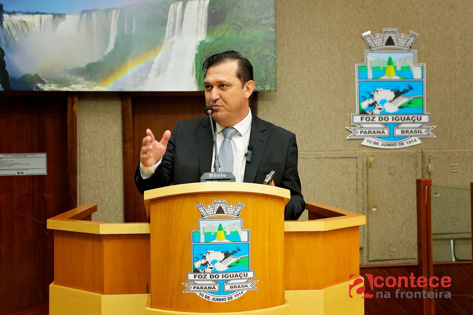 Legislativo estuda implantar QR code informativo em obras