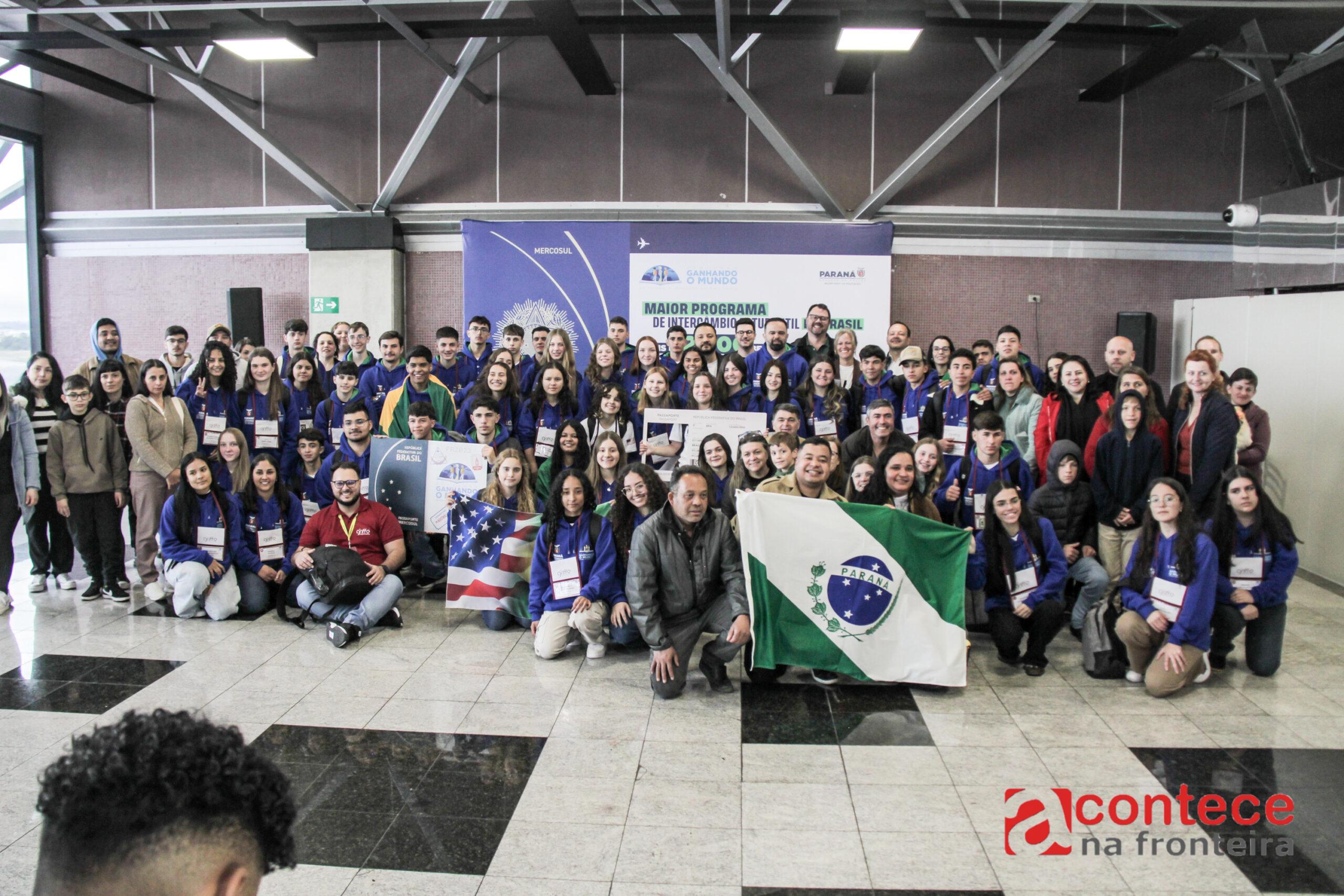Inédito: 50 alunos de Colégios Agrícolas do Paraná embarcam para os EUA