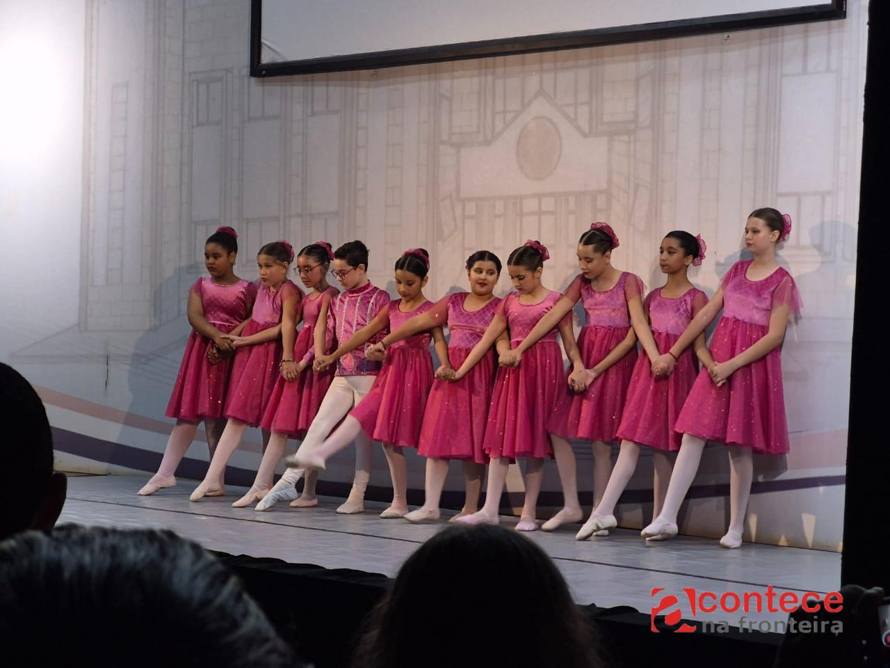 Foz Fazendo Arte celebra o talento dos alunos com apresentações dos trabalhos de 2025