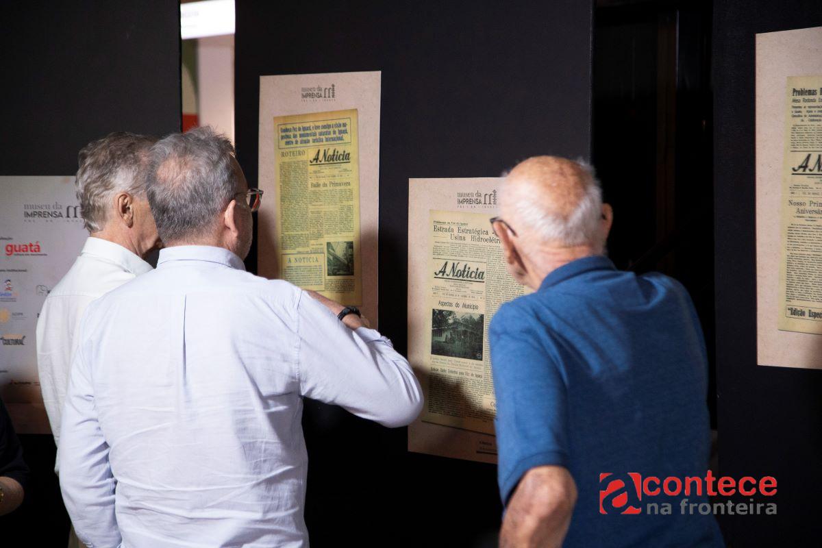 Capas históricas do Museu da Imprensa ficam em exposição até domingo