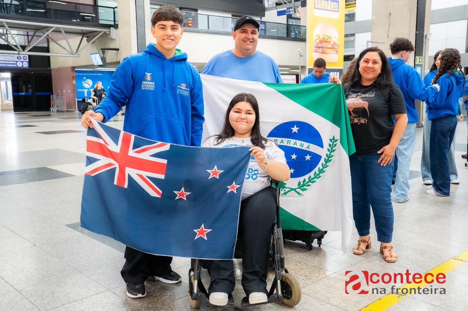 Paraná embarca 40 estudantes da rede estadual para intercâmbio na Nova Zelândia