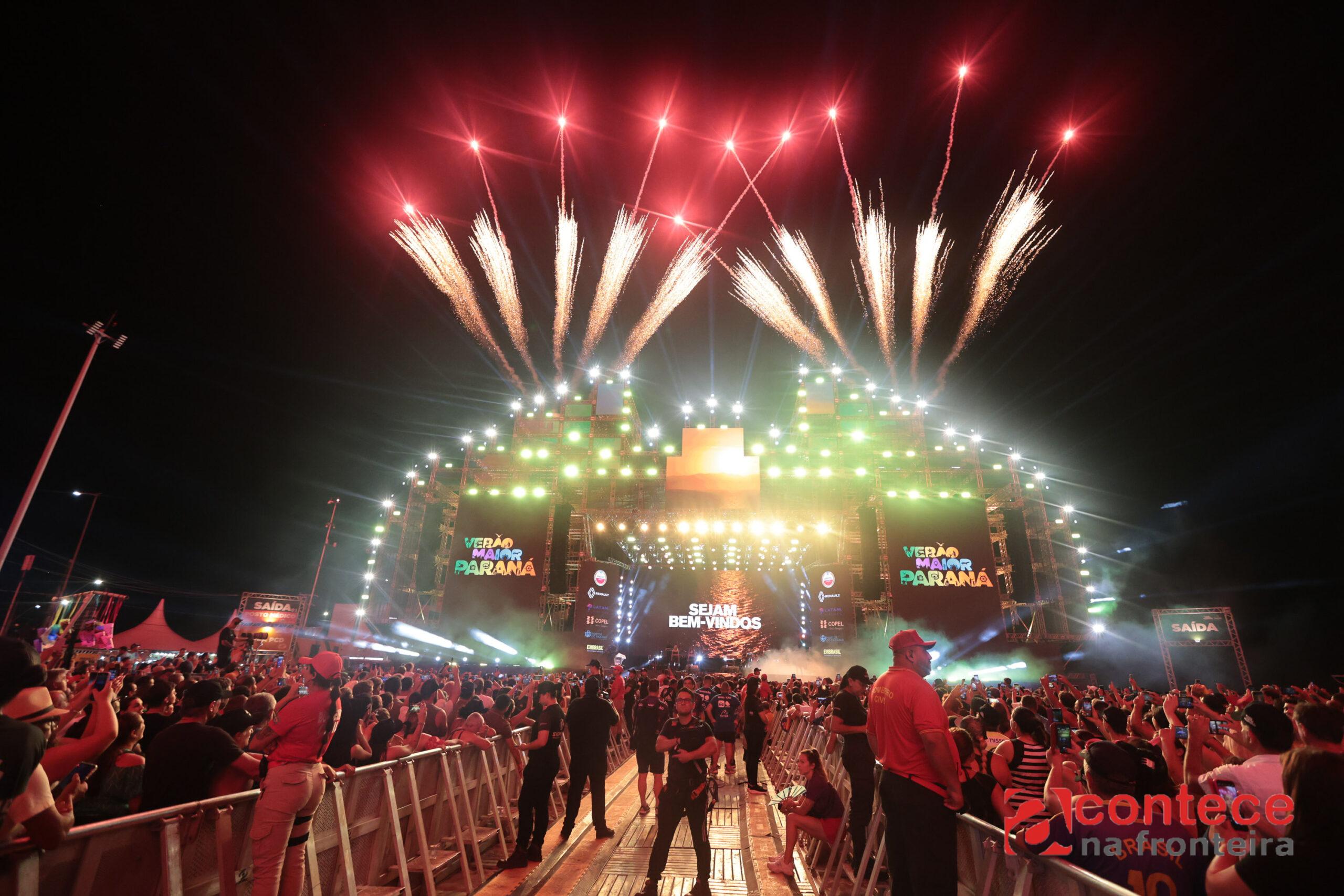 Eduardo Costa e Edson & Hudson reúnem 165 mil pessoas em noite sertaneja em Caiobá