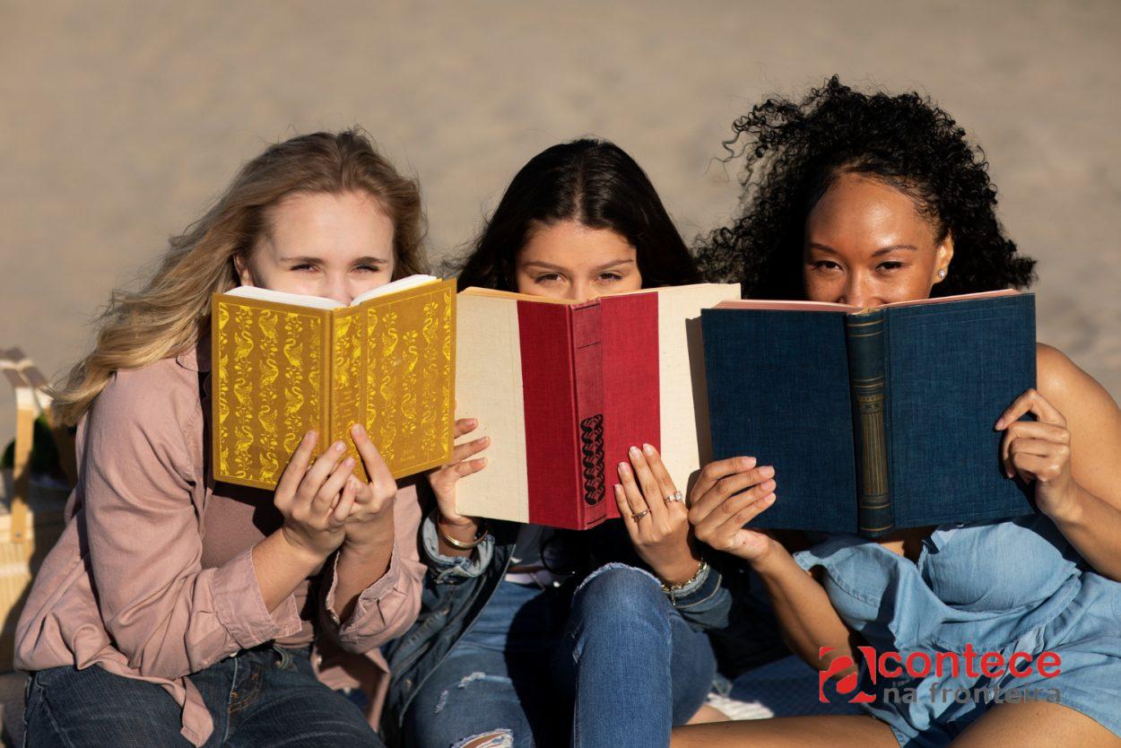 CPI dos livros reitera pedido de informações e define oitivas