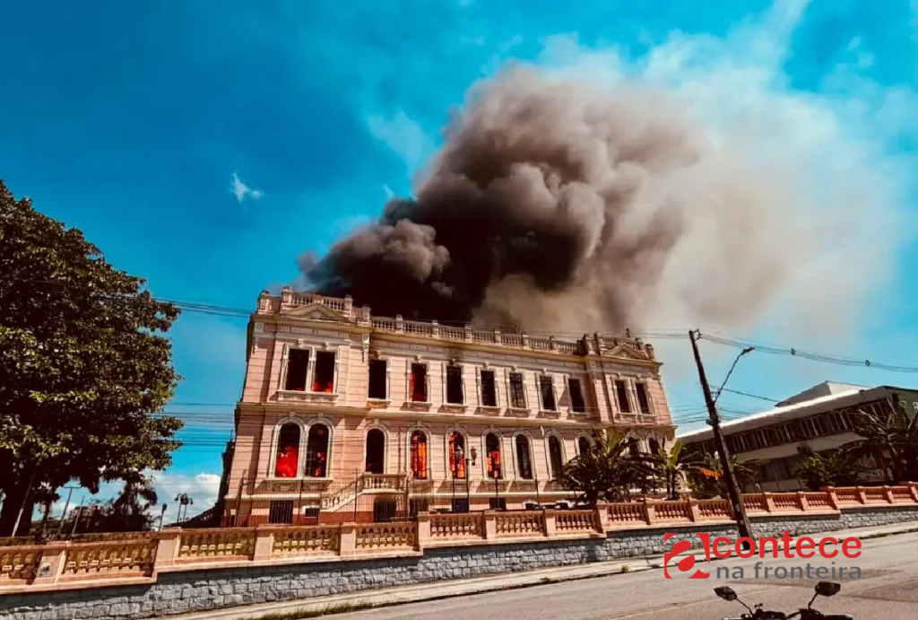 Ratinho Junior determina força-tarefa para recuperar prédio do Instituto de Educação de Paranaguá