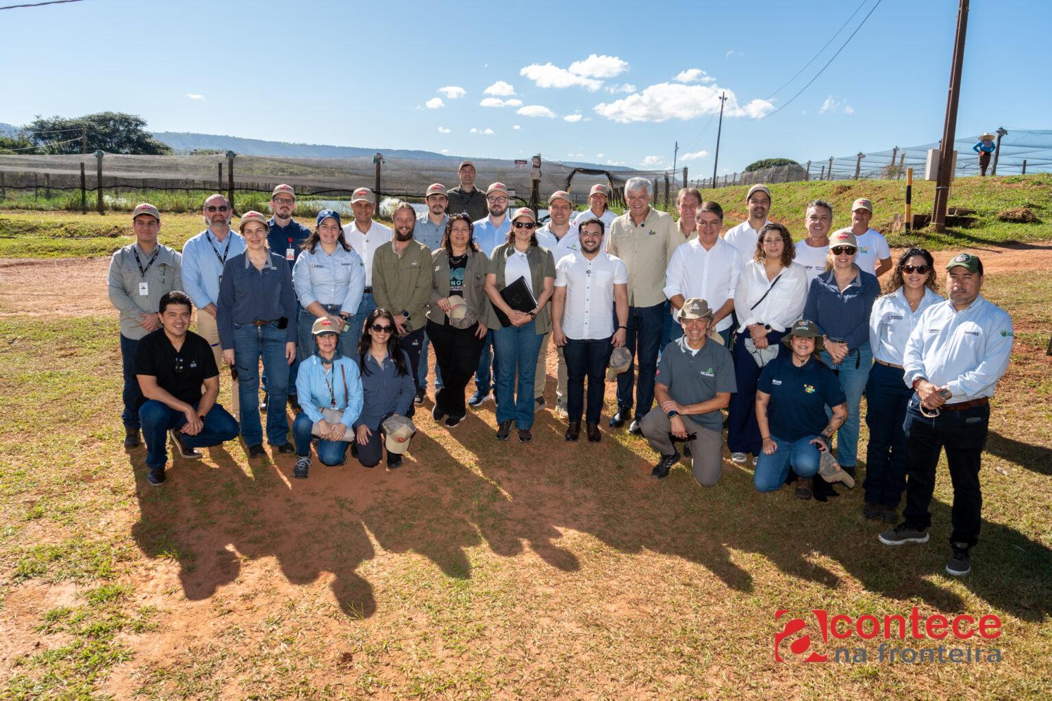 Itaipu e governos do Brasil e Paraguai promovem visita técnica a produtores de tilápia