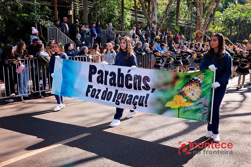 Foz do Iguaçu celebra 112 anos com Desfile Cívico com destaque para a força do turismo no município