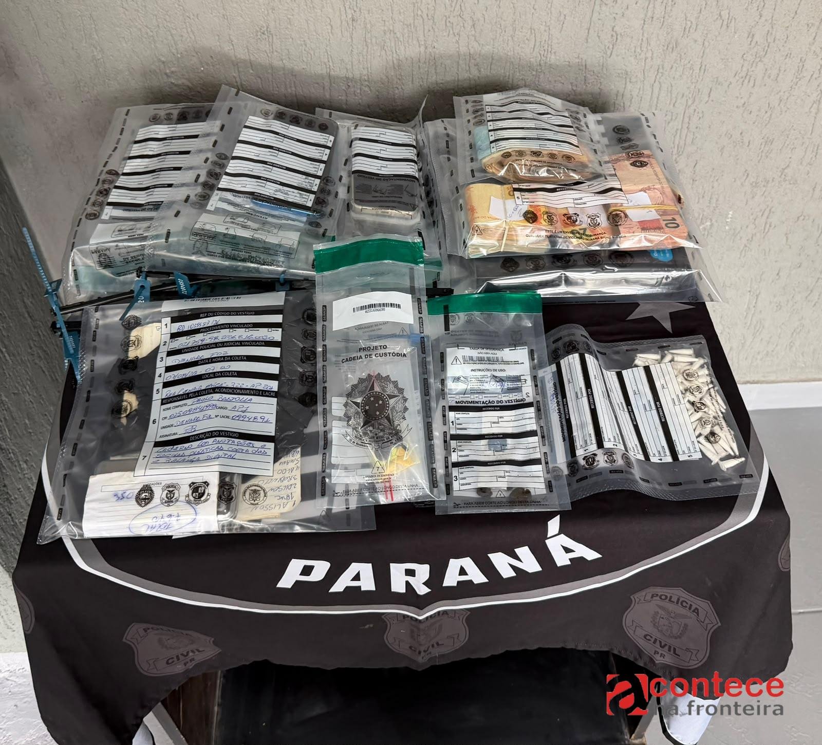 DENARC cumpre mandados judiciais no âmbito da “Operação Quadrante do Pó” em Foz do Iguaçu