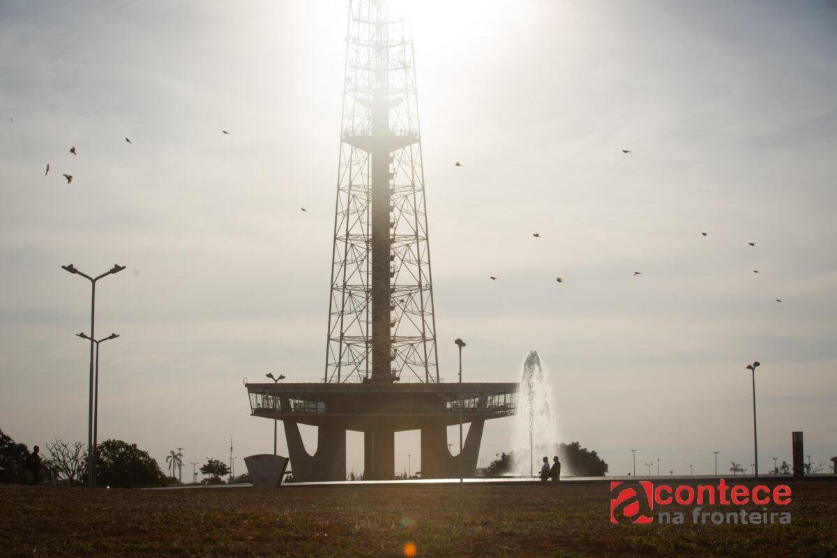 Com termômetros marcando 35ºC, DF quebra recorde de calor neste domingo