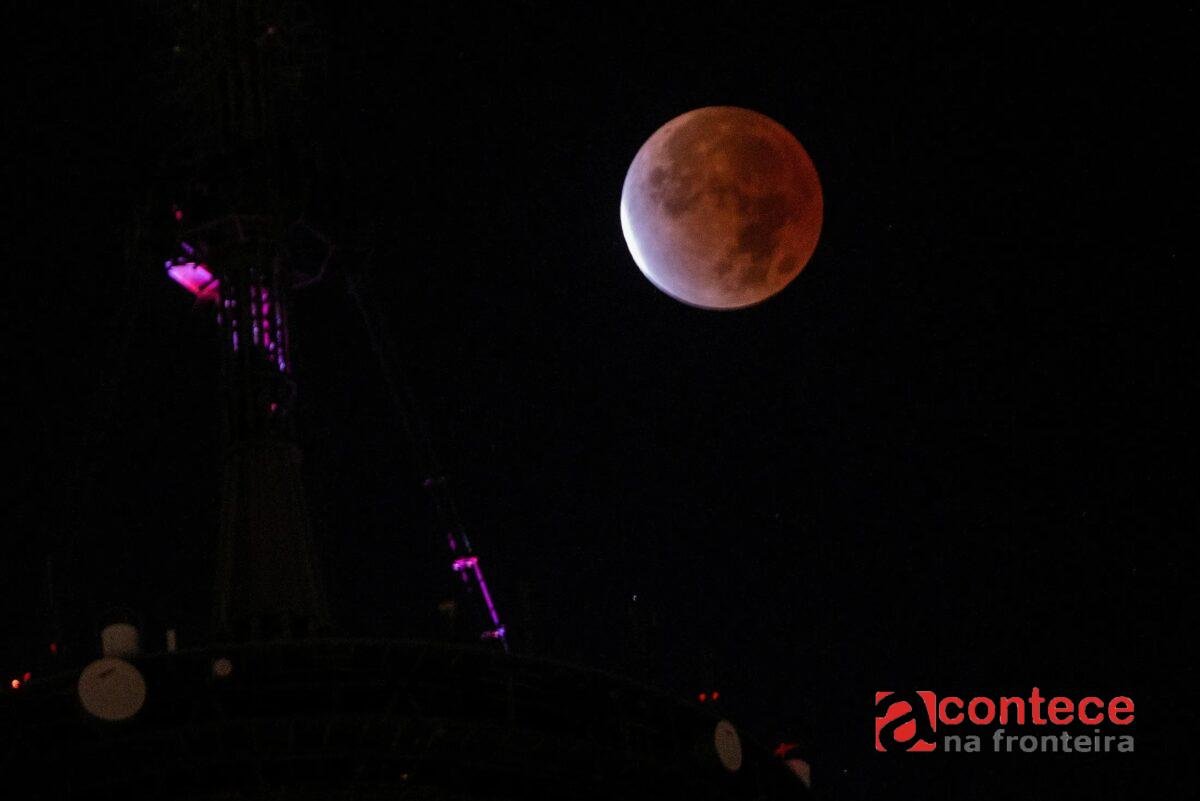 Eclipse lunar parcial no Paraná: veja horários e como ver
