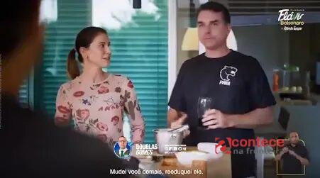 Flávio Bolsonaro usa camisa da FURIA em propaganda eleitoral