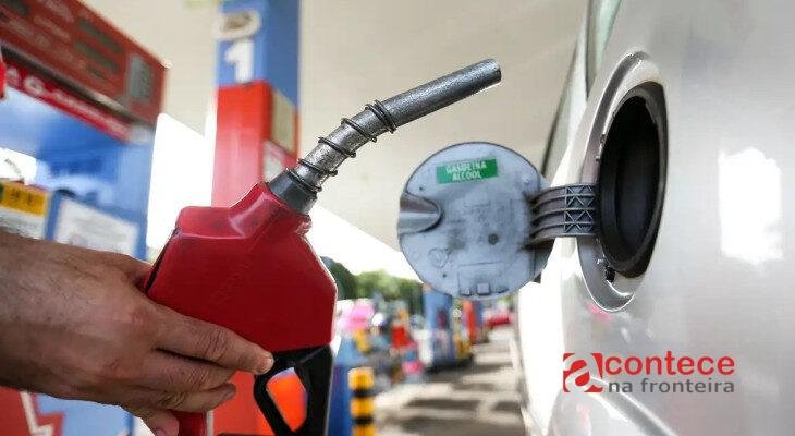 Governo sanciona lei para reduzir impostos sobre combustíveis
