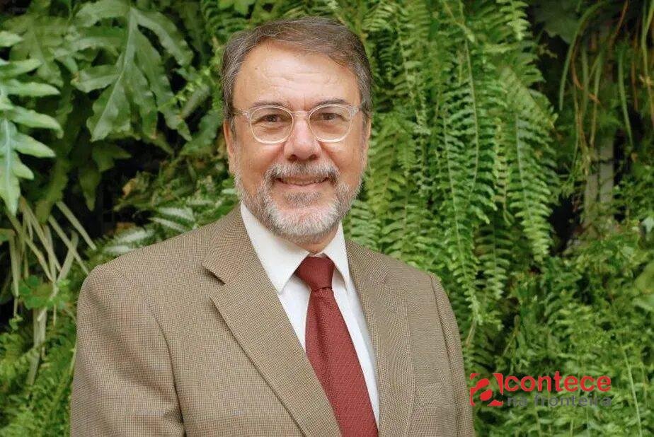 Morre Carlos Monforte, pioneiro do telejornalismo, aos 77 anos