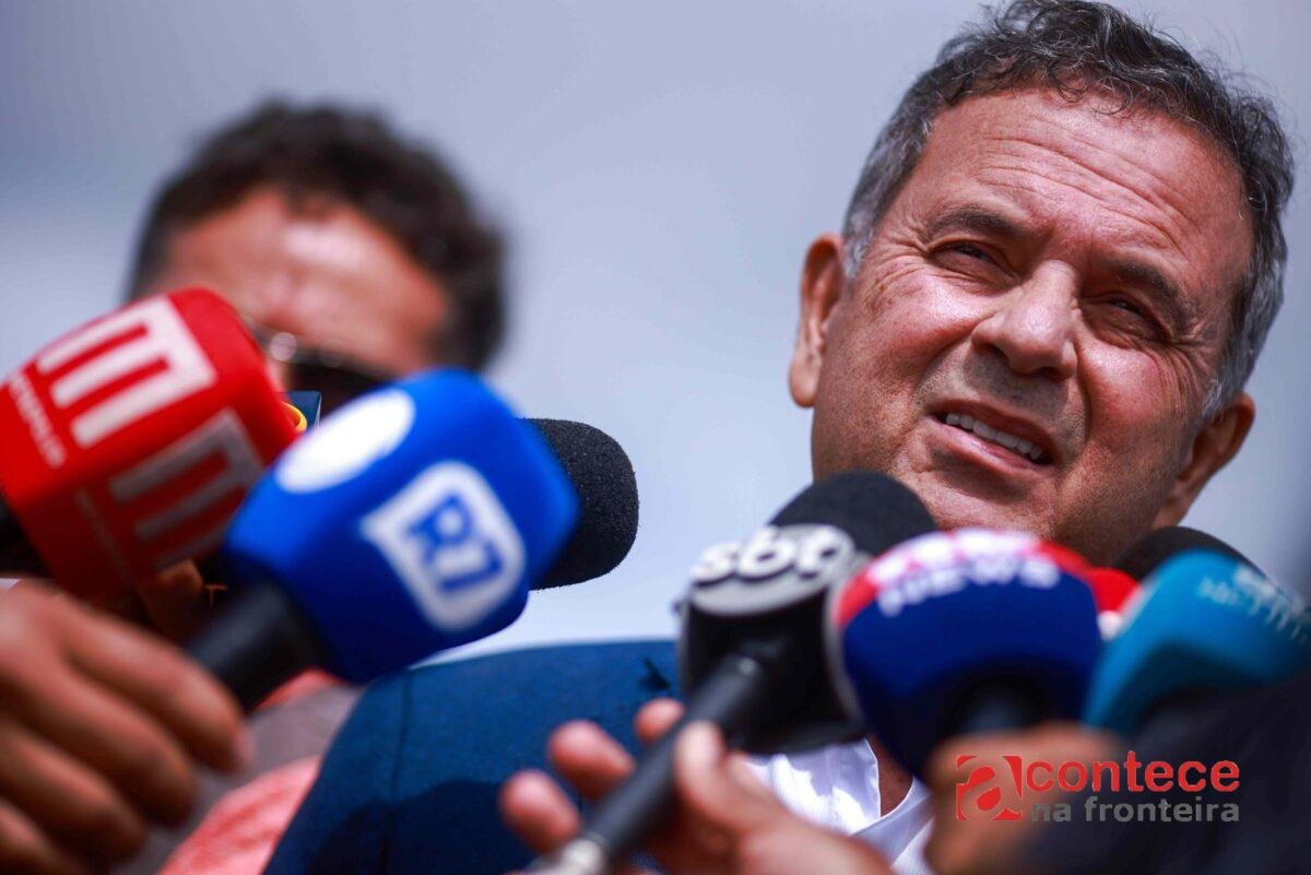 Campanha de Flávio Bolsonaro admite cenário difícil no Sudeste