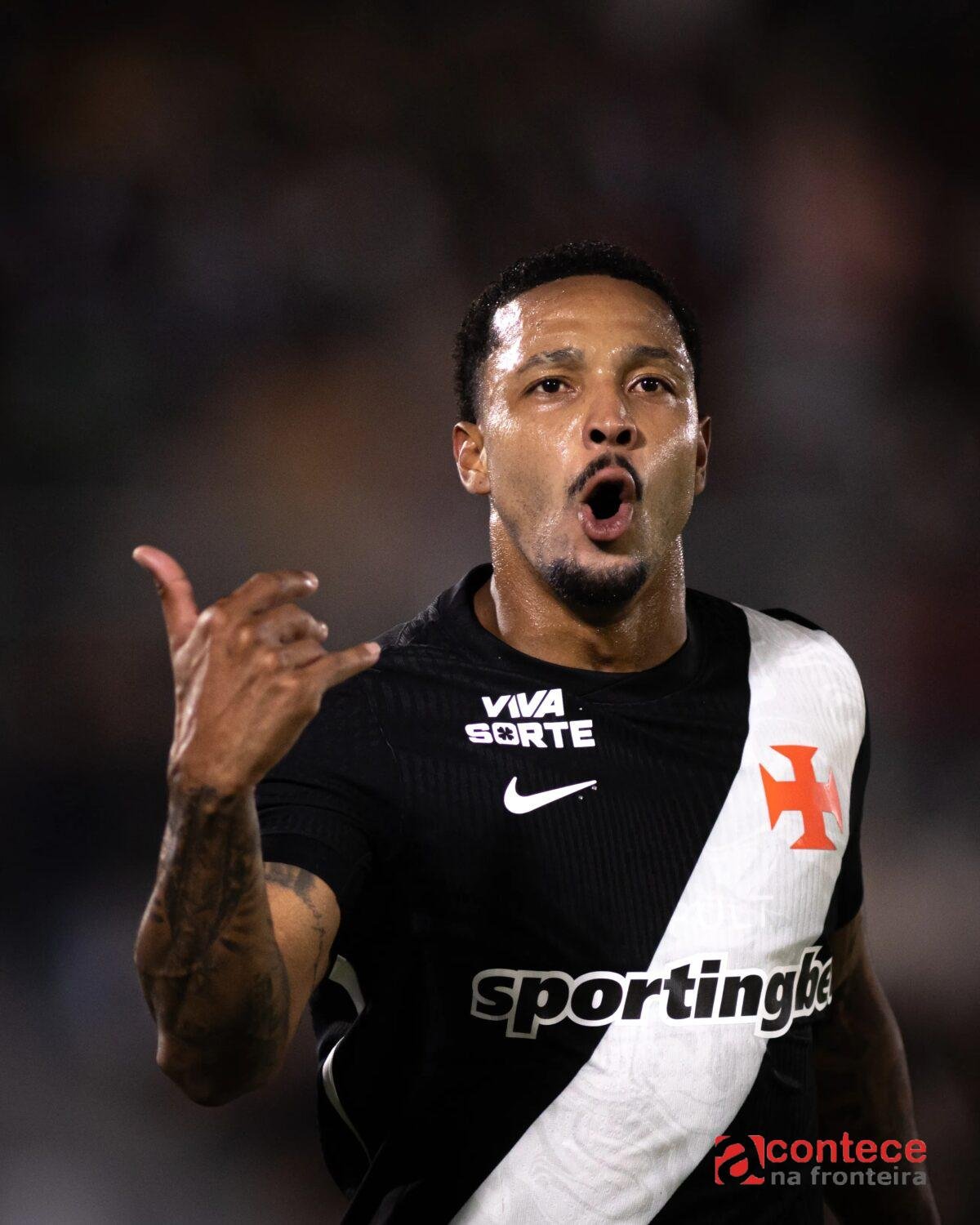 Quem é DVD, atacante do Vasco alvo de investigação sobre tráfico de drogas e armas