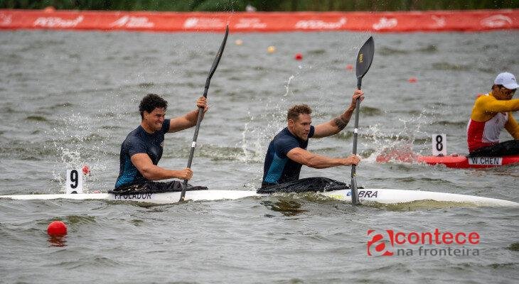 Vagner Souta e Felipe Folador avançam para a Final C no Mundial