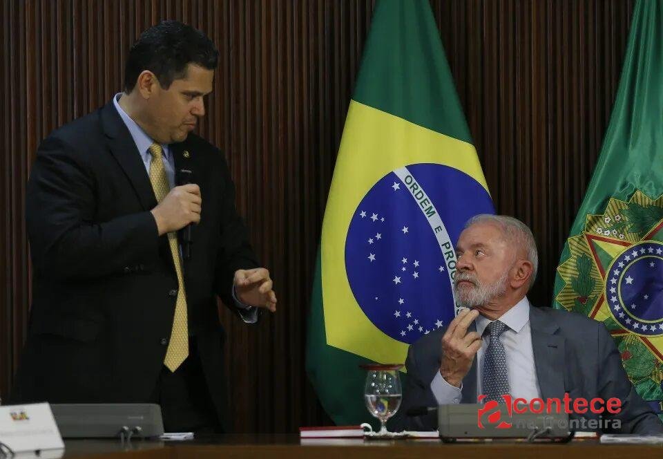 PT evita pressão após adiamento de PEC no Senado
