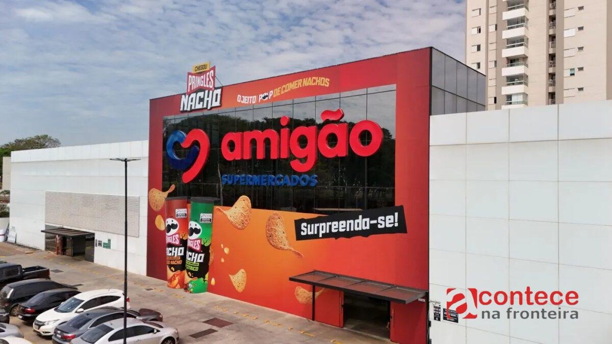 Amigão Supermercados aposta em fachada 3D para lançar produto