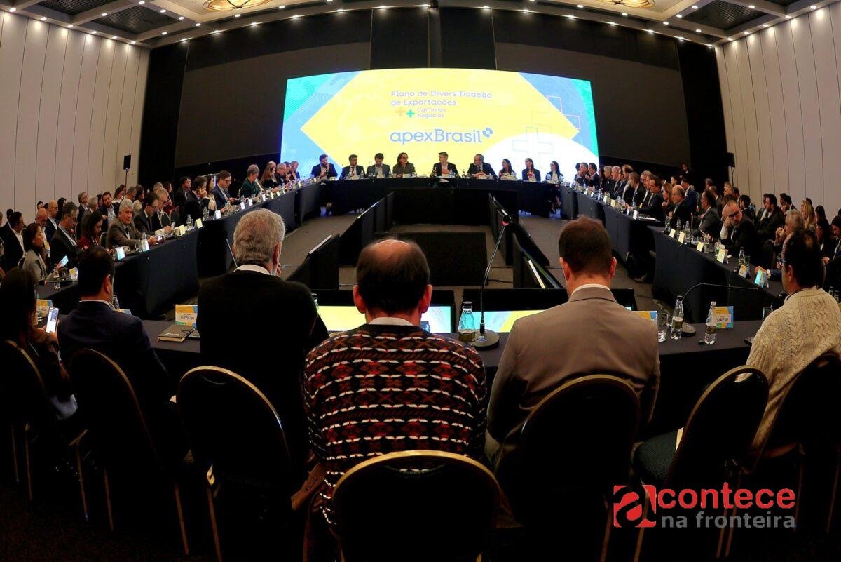 ApexBrasil investe R$ 210 milhões para apoiar empresas afetadas pelos EUA