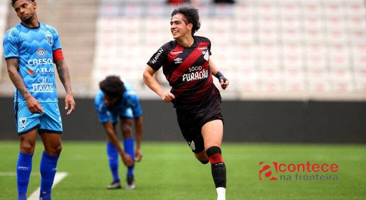 Athletico bate Azuriz por 1 a 0 e sobe na Copa Paraná