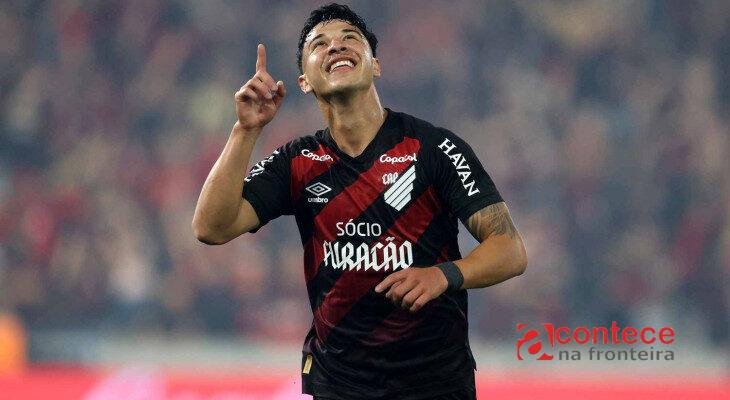 Athletico bate Bahia e se firma no G3 do Brasileirão