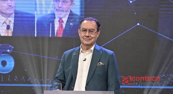 Augusto Cury faz carreata pela pacificação e critica polarização política