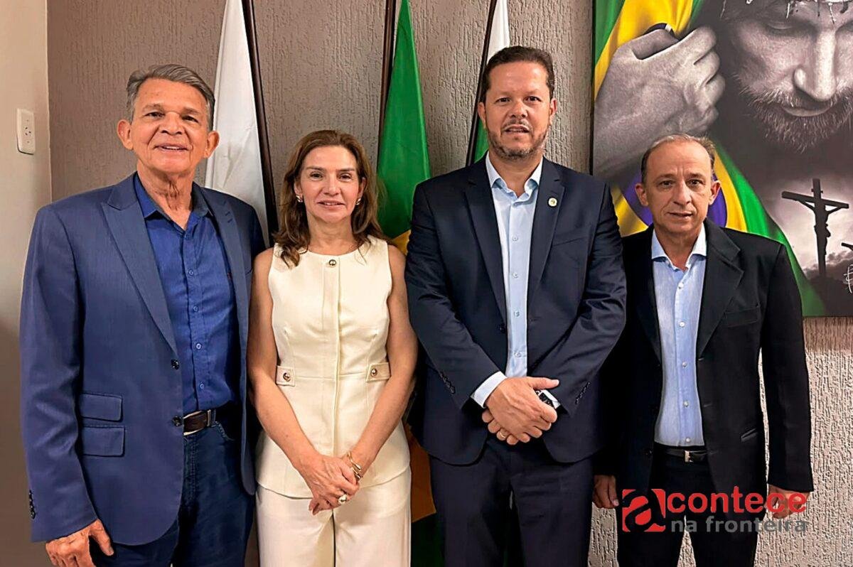 Câmara de Foz empossa Maninho após recontagem do TSE
