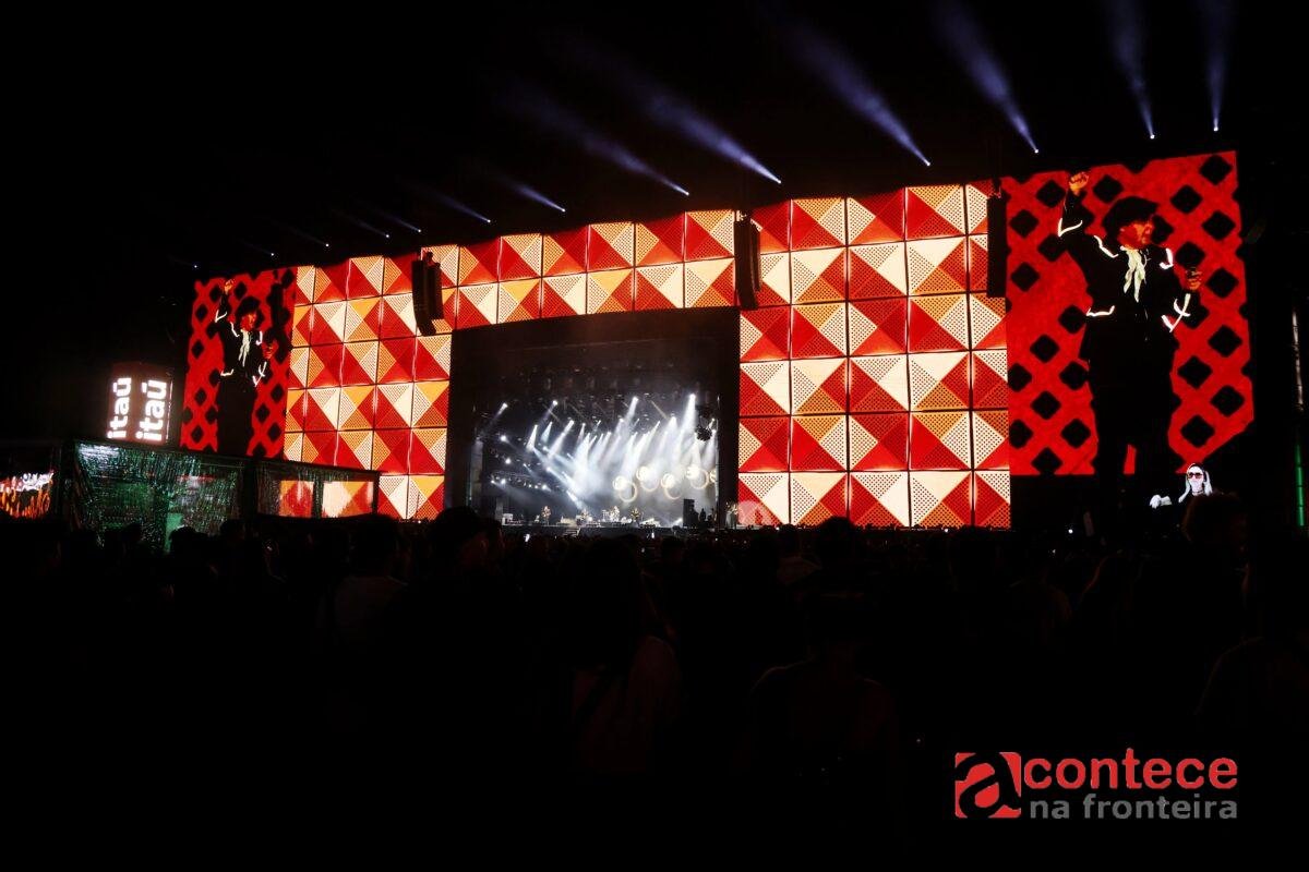 Crítica: The Hives suam os terninhos em show a mil por hora no Rock in Rio