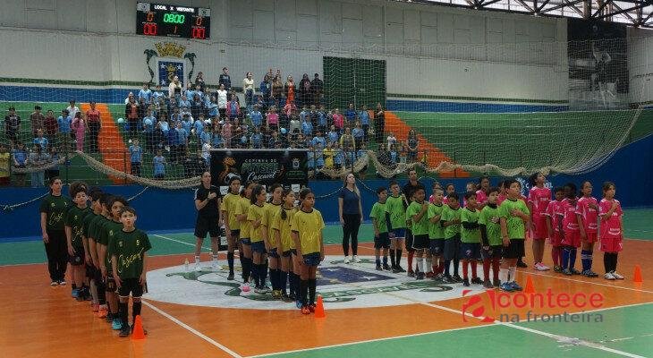 Finalistas da Copinha de Futsal da Rede Municipal em Cascavel