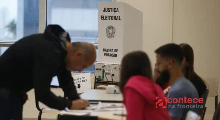 Eleições 2026: quem trabalha como mesário tem direito a folga em dobro