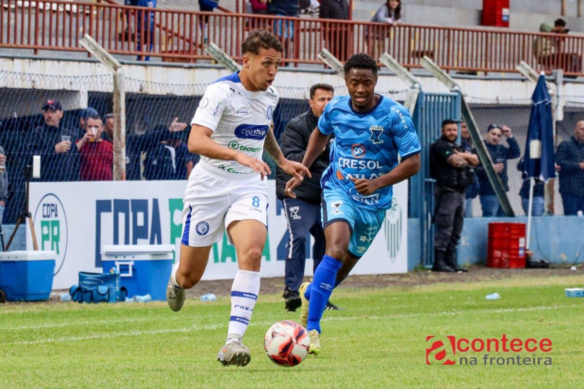 Foz do Iguaçu FC sofre gol nos acréscimos e perde para o Azuriz em Pato Branco