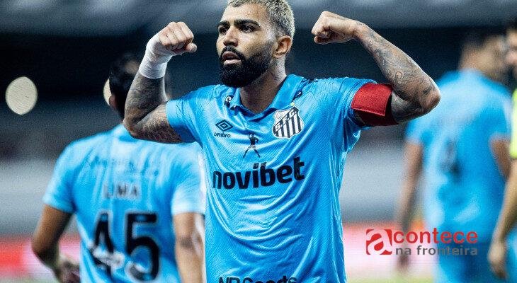 Gabigol decide no fim, marca e dá assistência na vitória do Santos