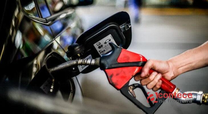 Gasolina em Curitiba: preço médio segue estável em R$ 6,83