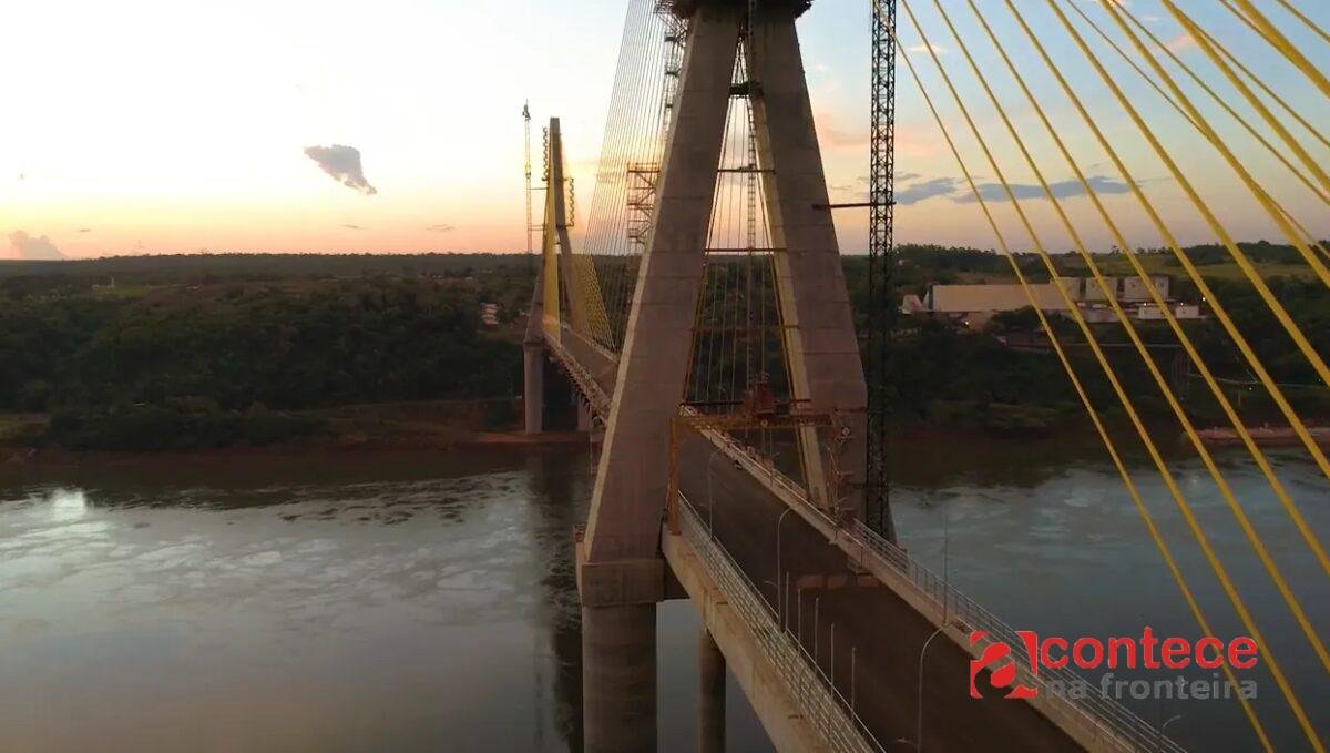 Inaugurada há nove meses, ponte que liga Brasil ao Paraguai libera passagem de carros para moradores de apenas quatro cidades