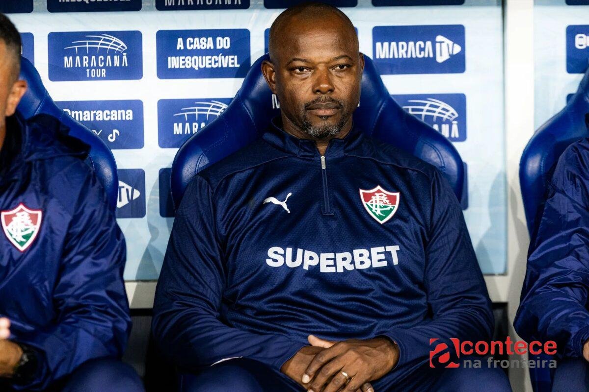 Marcão comemora estratégia do Fluminense em vitória sobre o Vasco: 'Clássico tem que ser dessa maneira'