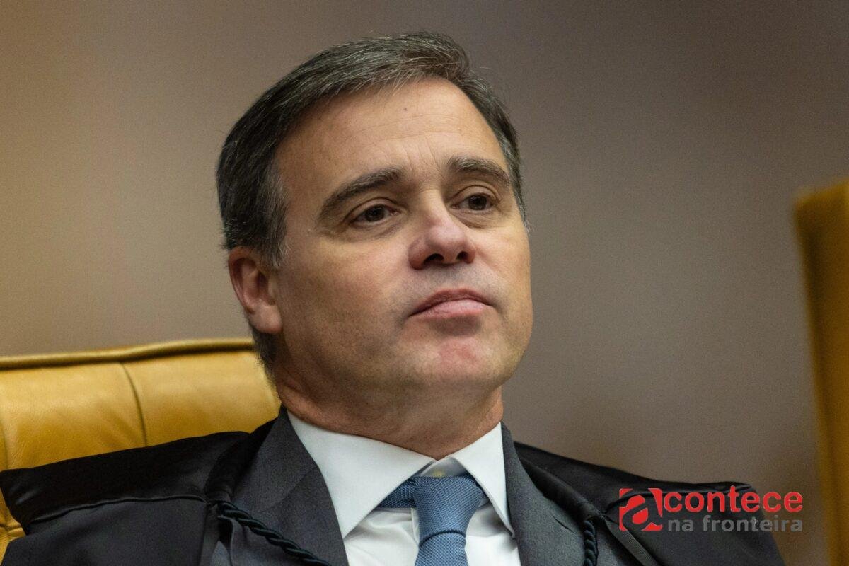 Mendonça libera relatório da PF com mensagens de Vorcaro a Moraes para Fachin pautar no plenário do STF