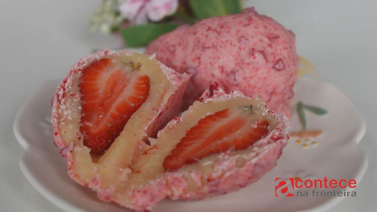 Morango cravejado em Curitiba: aprenda a fazer o doce viral