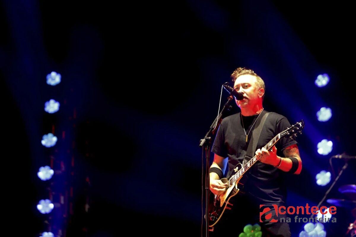 O rock and roll ditou o ritmo: leia as críticas dos shows do primeiro dia do Rock in Rio 2026