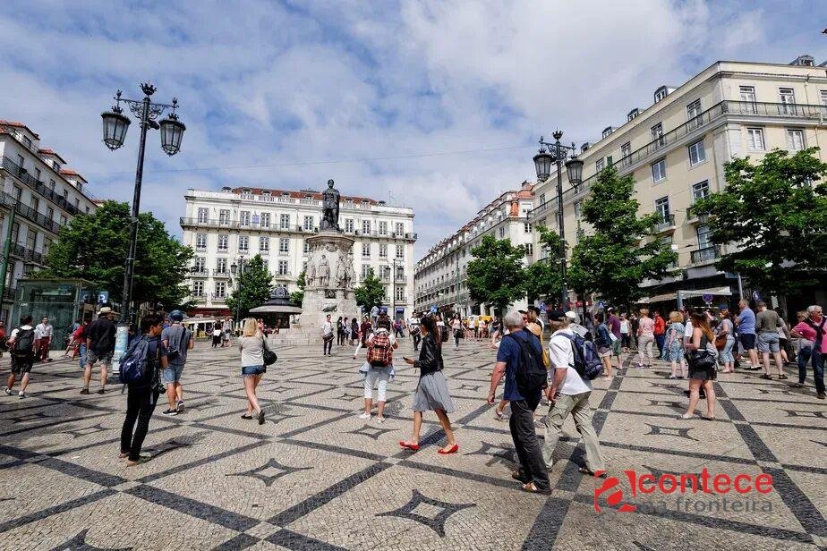 Portugal fecha últimas portas para regularização de turistas brasileiros