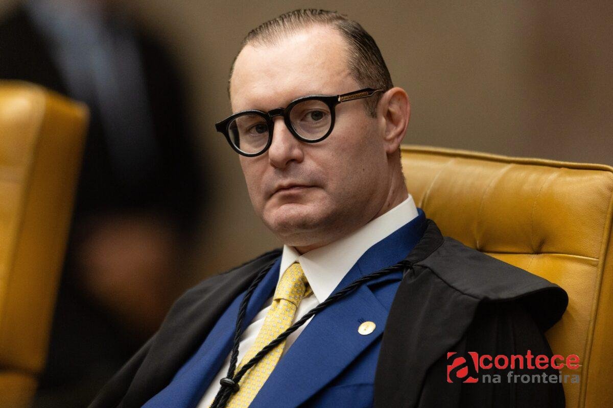Zanin aciona STF e Justiça eleitoral após Deltan incluir dados sigilosos do ministro em registro de candidatura