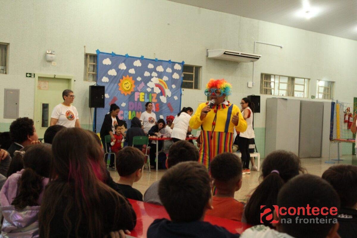 Dia das Crianças em Foz do Iguaçu atende 3,5 mil alunos
