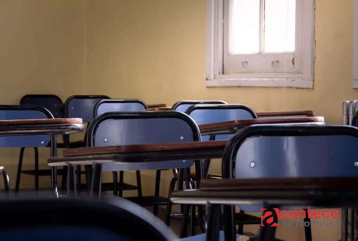 Ataque em escola francesa gera alerta internacional