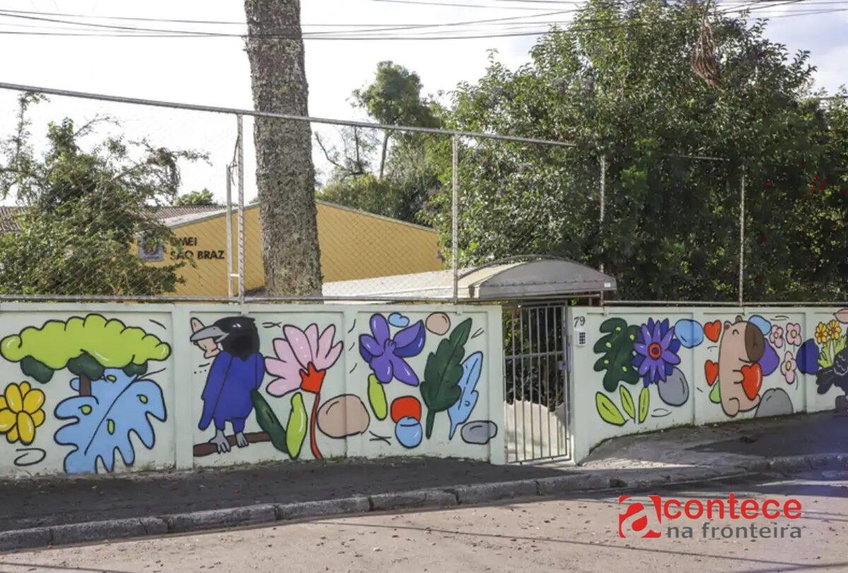 Curitiba amplia segurança escolar após crianças reféns em CMEI
