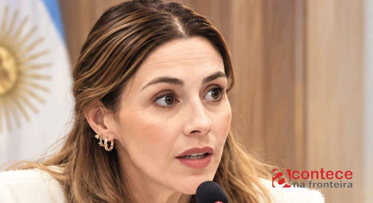Deputada argentina pede investigação sobre entrada de Flávio Bolsonaro