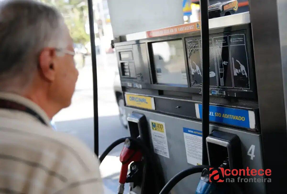 Governo prorroga subsídio de R$ 2,12 ao diesel por 30 dias
