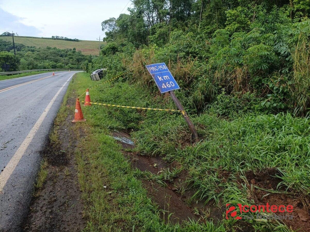 Motorista é preso após capotar carro e abandonar corpo de passageiro em rodovia do Paraná