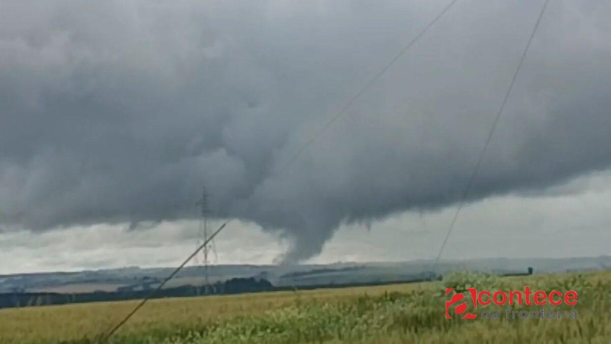 Paraná registra 'tornado landspout'; entenda o que é o fenômeno