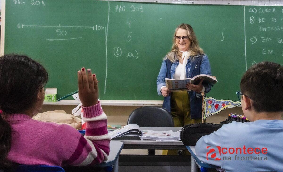 Rede municipal de Curitiba deixará de ofertar turmas do 6º ao 9º ano do Ensino Fundamental; veja perguntas e respostas
