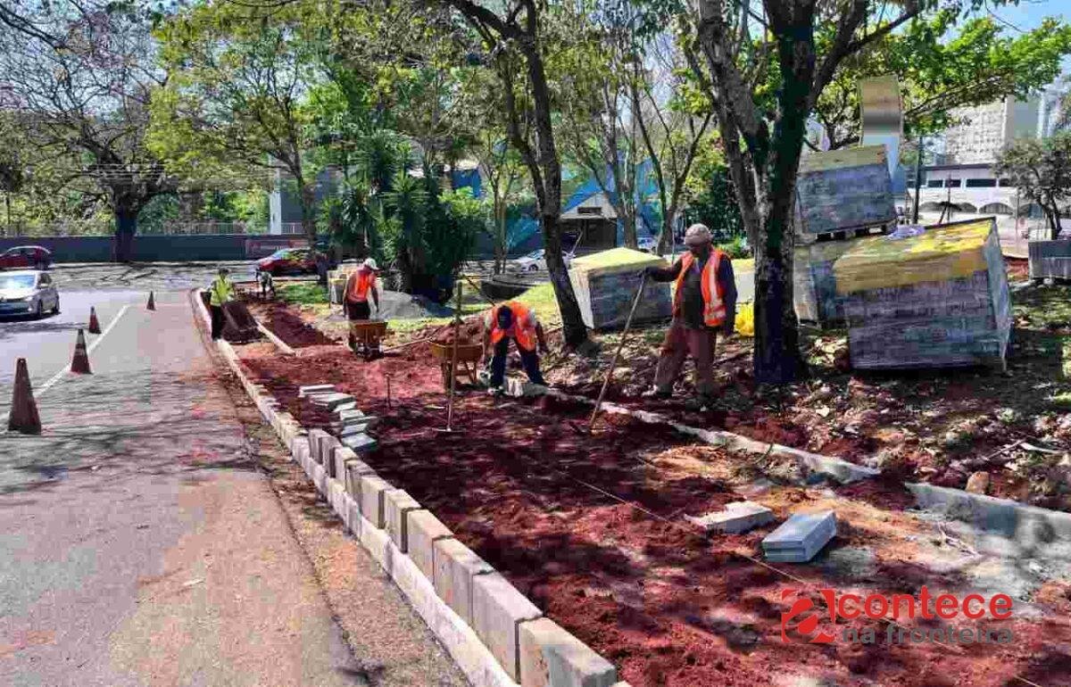 Câmara de Foz vota projeto para calçadas seguras