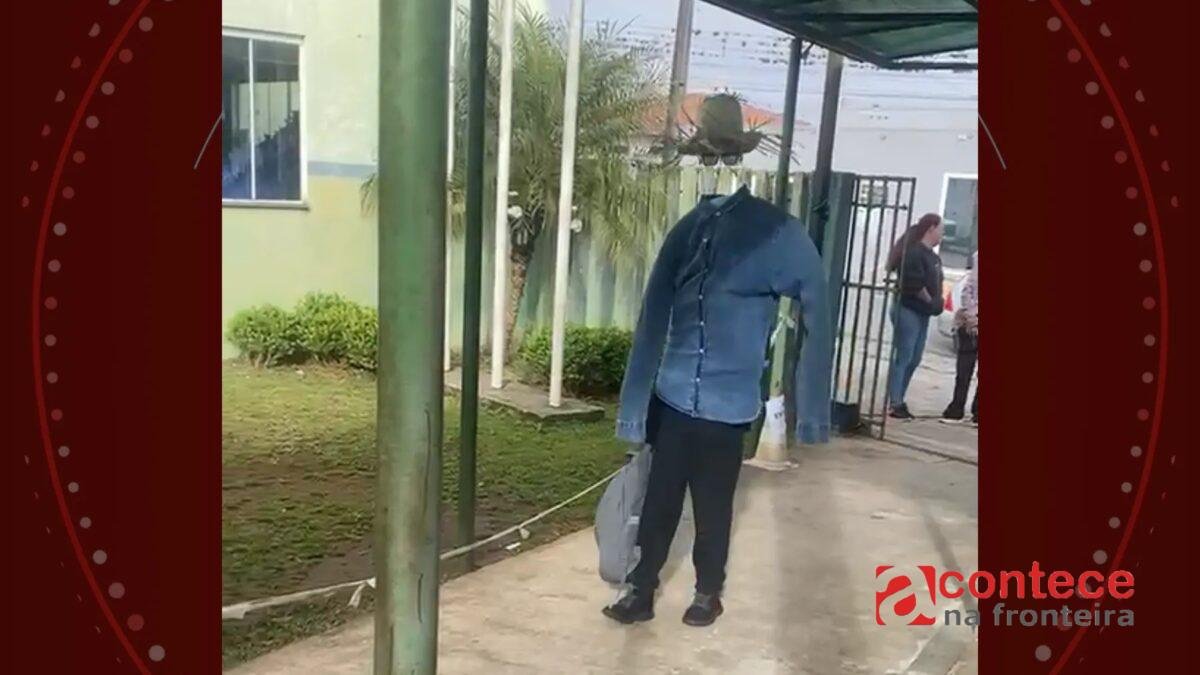 Fantasia criativa de homem-invisível em escola do PR viraliza